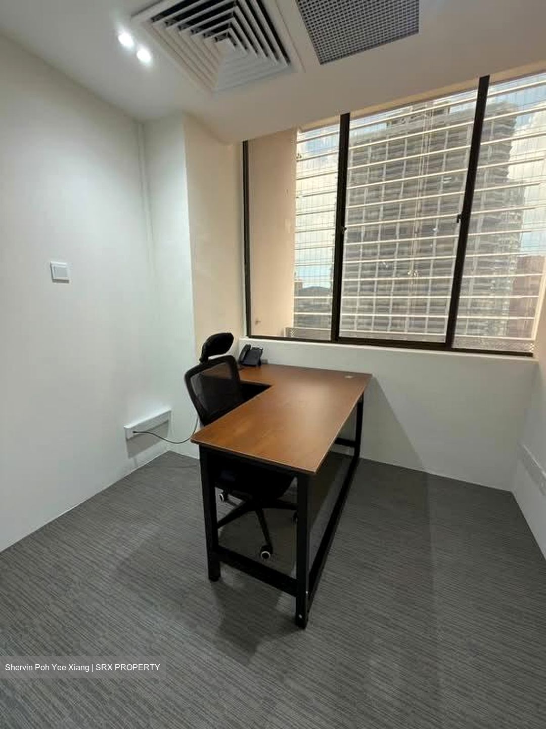 International Plaza (D2), Office #536727871